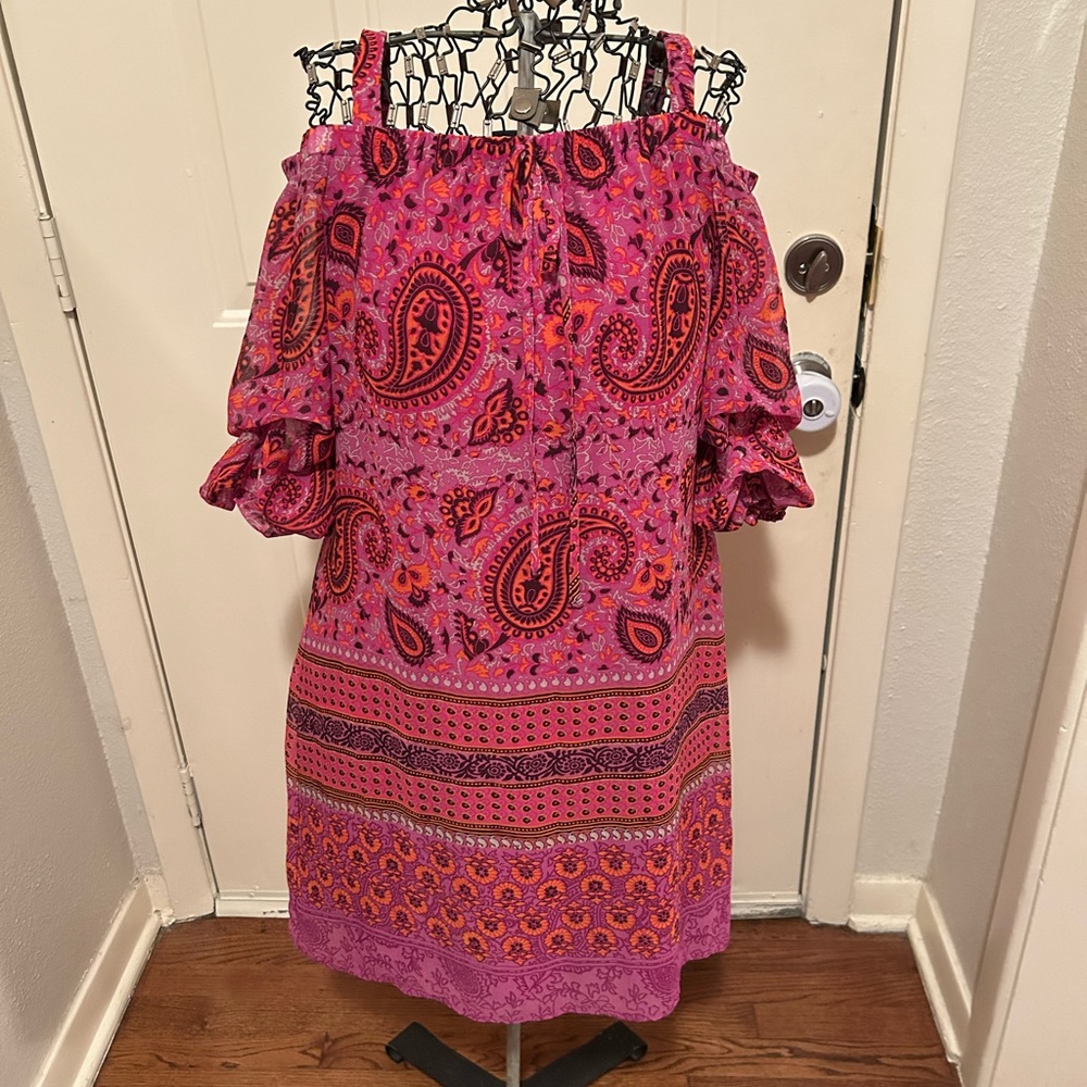 Gabby Skye Paisley Boho Dress 10